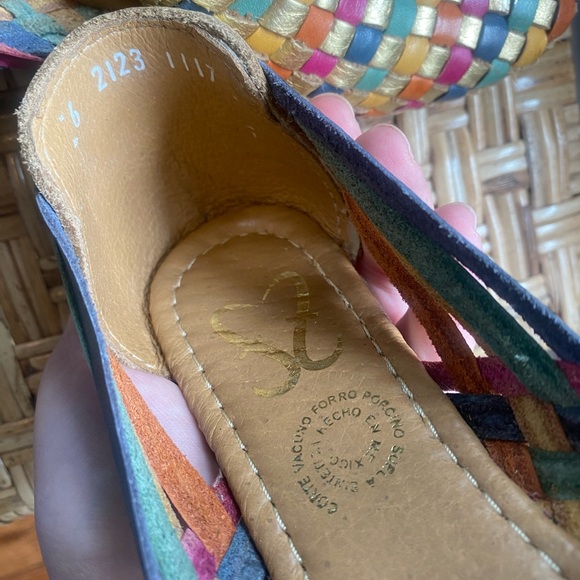 Fiesta Feet Unicorn size 6 - Picture 4 of 6